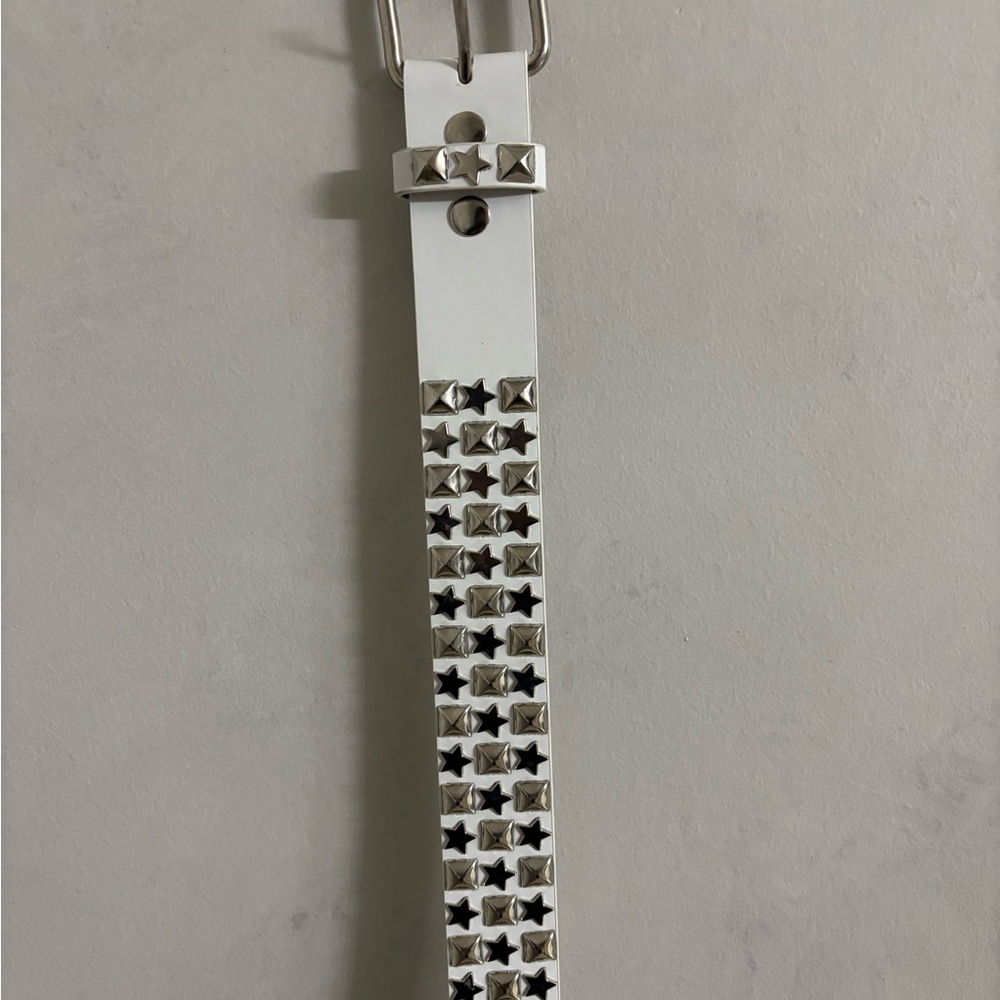 White Stud and Star belt - Hot Topic